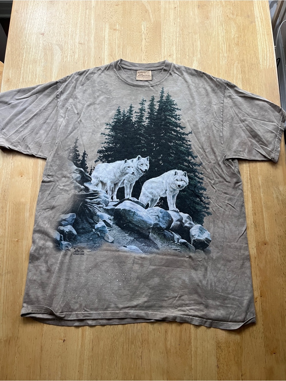 The Mountain Gray Graphic Tee with White Wolves and Dark Green Forest